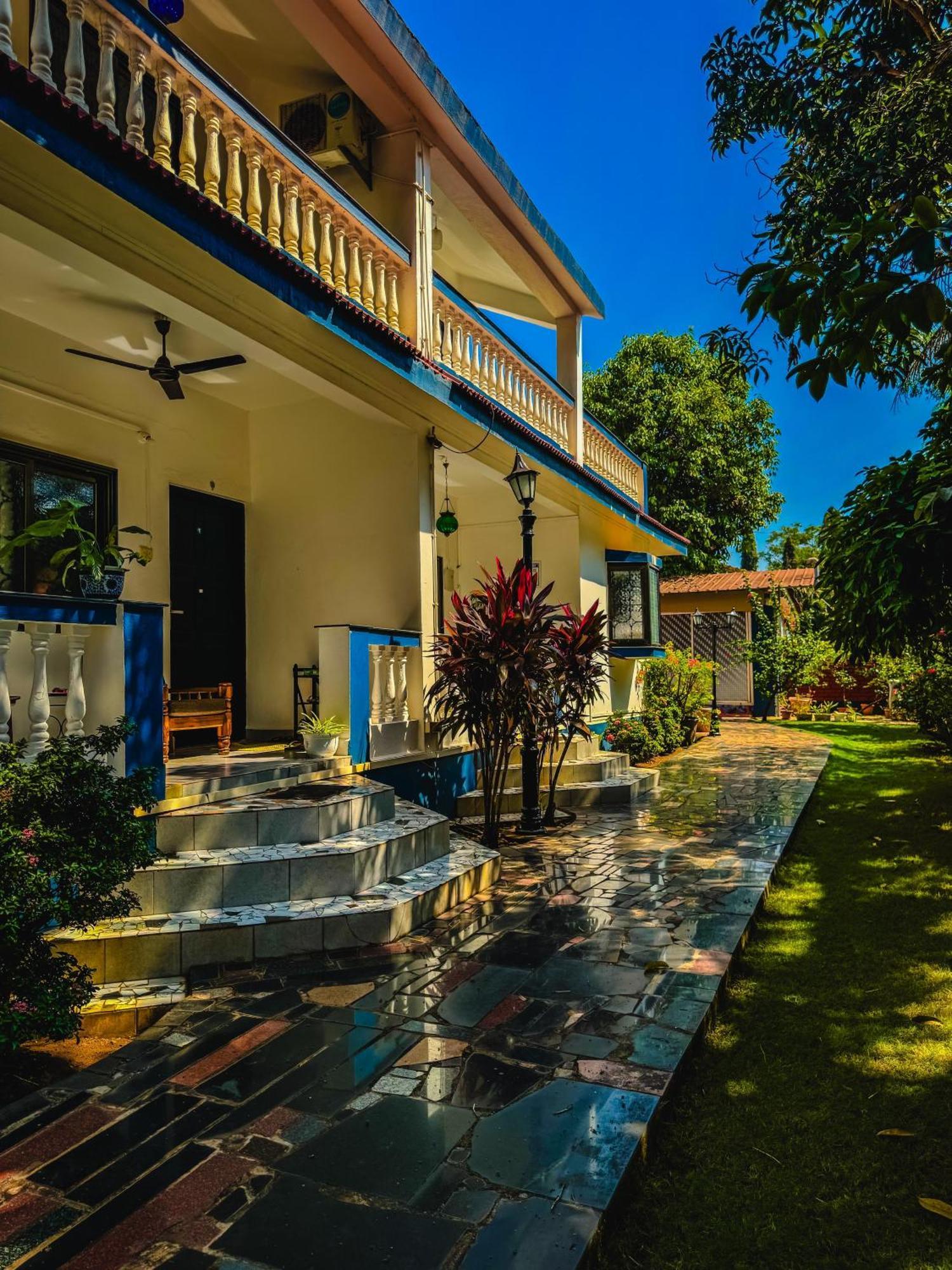 1Bhk Suites With Kitchen & Pool By Goaround Homes At ואגאטור מראה חיצוני תמונה