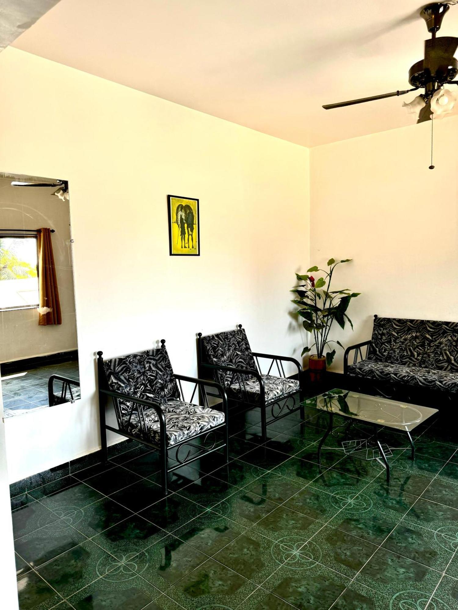 1Bhk Suites With Kitchen & Pool By Goaround Homes At ואגאטור מראה חיצוני תמונה