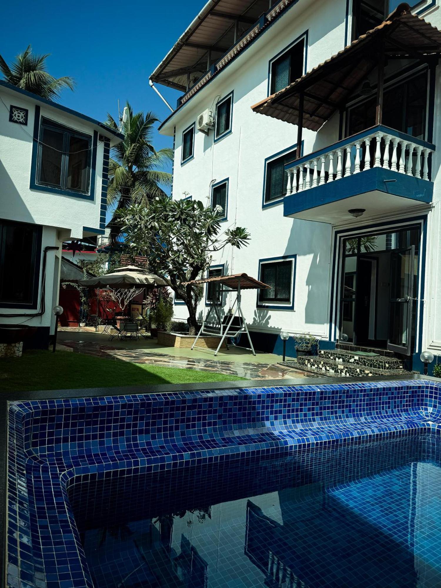 1Bhk Suites With Kitchen & Pool By Goaround Homes At ואגאטור מראה חיצוני תמונה